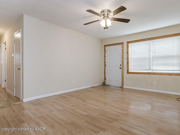 4th image of 1211 Shamrock Dr