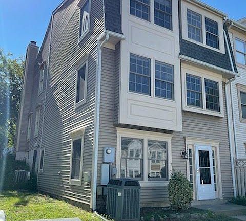 4th image of 12160 Salemtown Dr