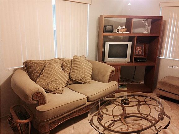 3rd image of 2346 Belmar Dr APT 1