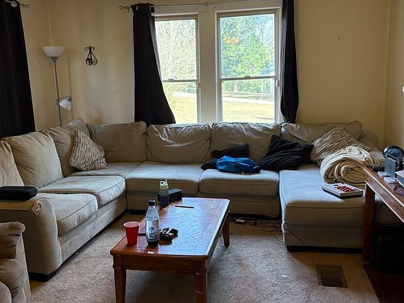 5th image of 508 Pine St
