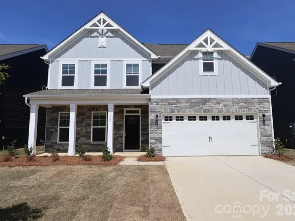 1321 Fremont Dr, Wingate, NC 28174