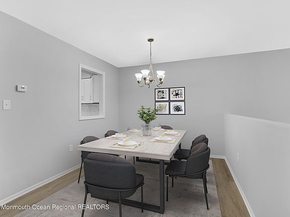 3rd image of 34 Camelot Court #7