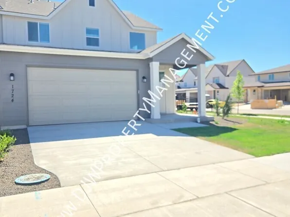 1724 N Big Star Ave, Eagle, ID 83616