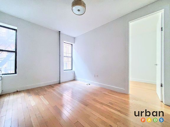 2nd image of 1236 Pacific St #4H