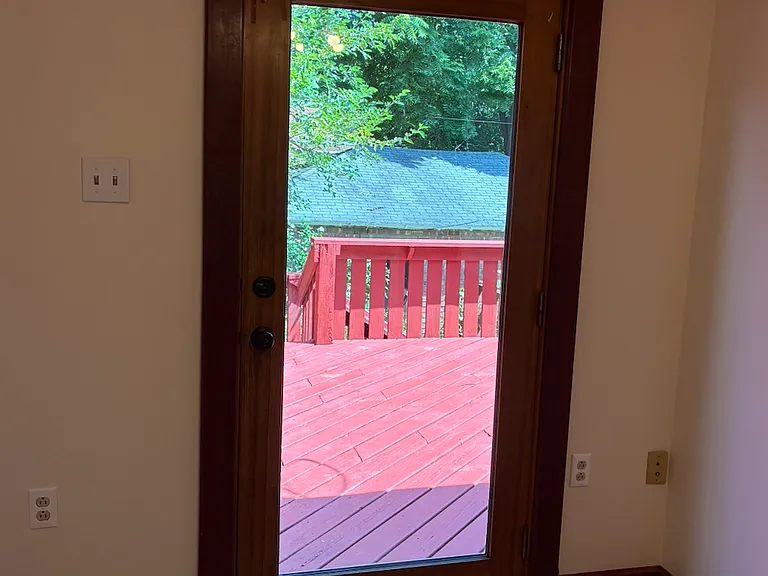 54 Morris Ave — Photo 23