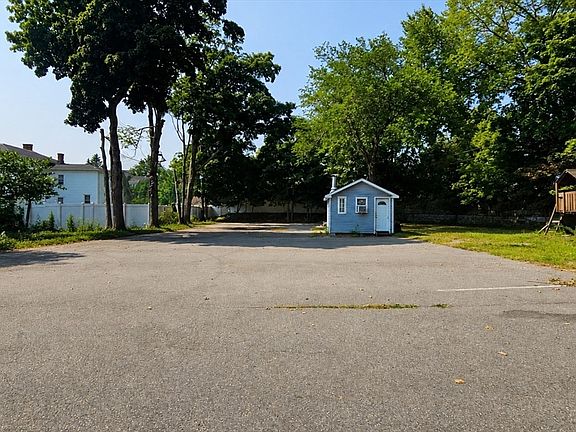 5th image of 21 Franklin St