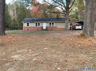 30 Custis Millpond Rd, West Point, VA 23181