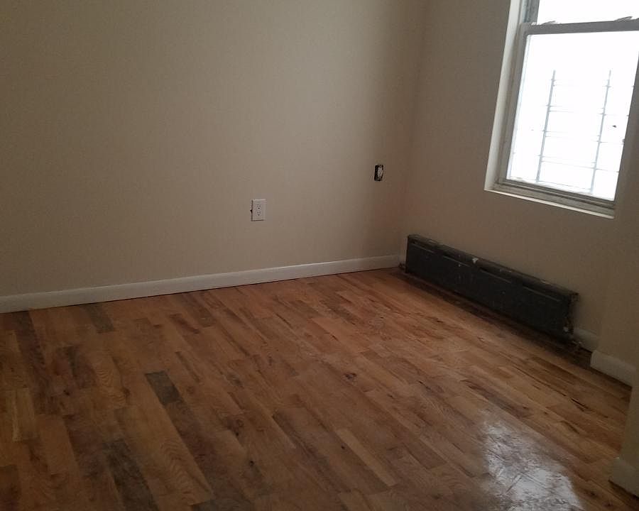 2nd image of 1205 Manor Ave #1