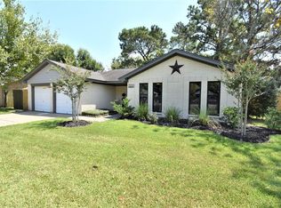 2215 Sierra St, Kemah, TX 77565