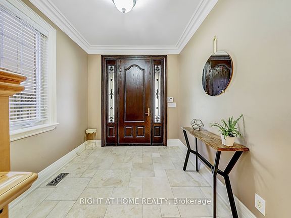 3rd image of 3 Westrose Ave