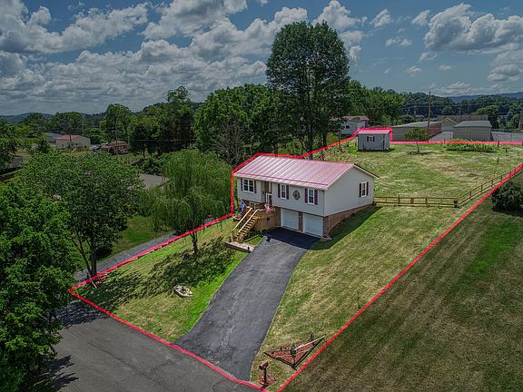 3rd image of 434 Carolina St
