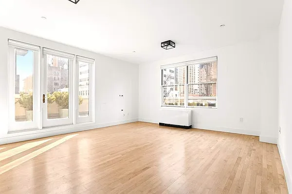 Rented by Sotheby's International Realty | media 21