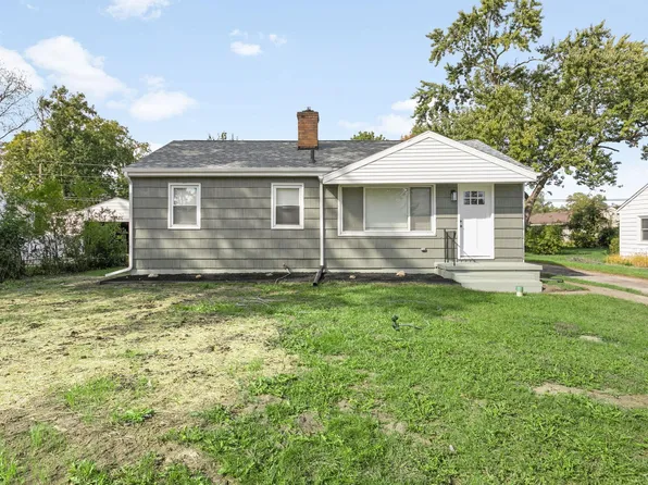 54611 28th St, South Bend, IN 46635