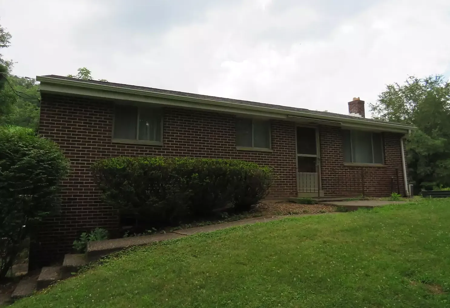 3 bed, 1014 sqft, $1,600 — Photo 2