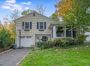 7 John Glenn Rd, Morristown, NJ 07960