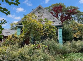 940 S Park Ave, Buffalo, NY 14210