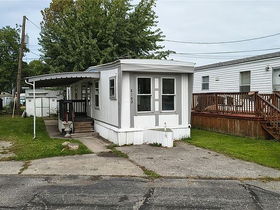 2nd image of 8162 Russell Ln