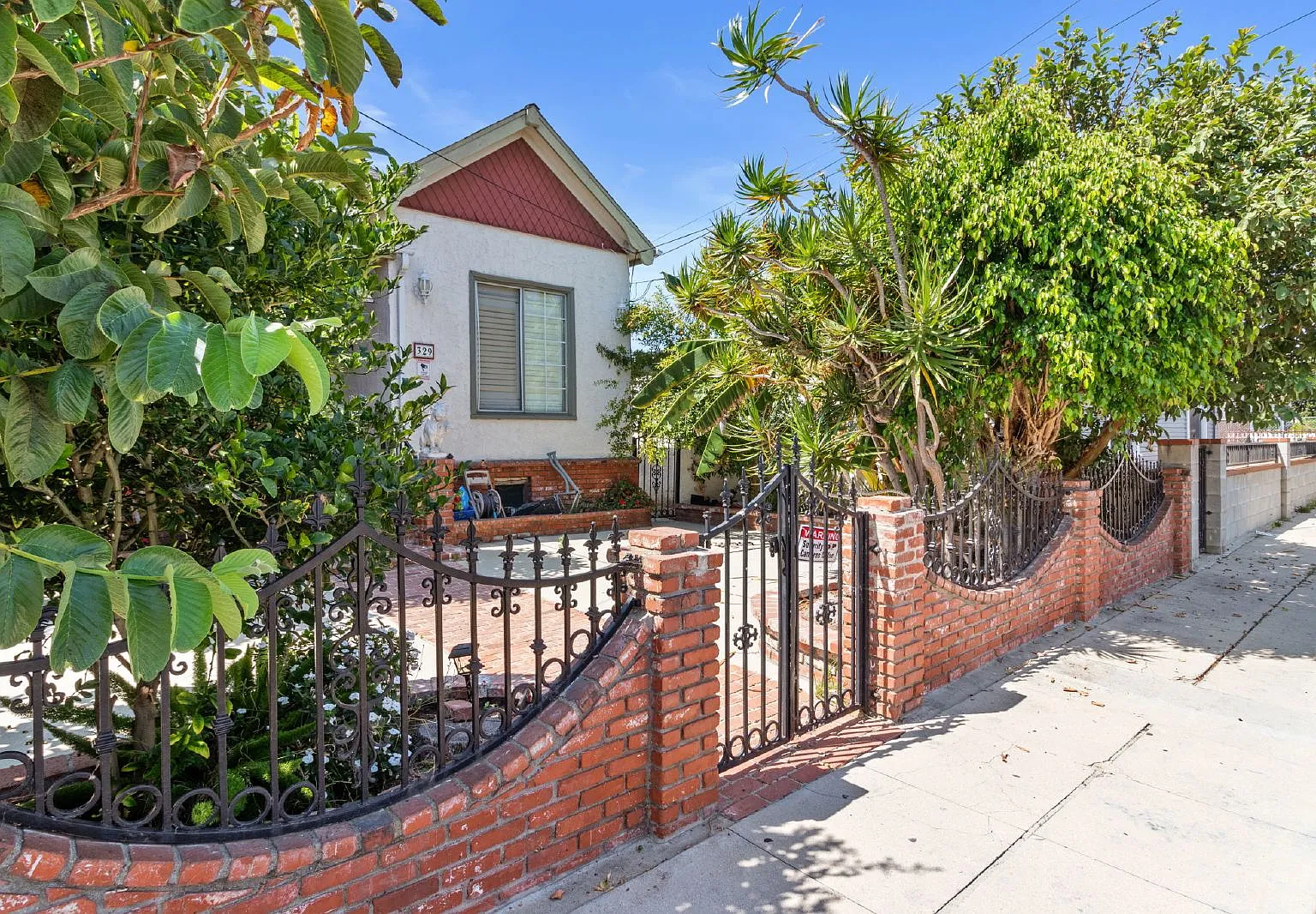 2 bed, 2.0 bath, $2,000 — Photo 1