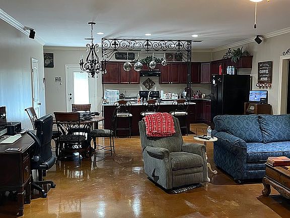 2nd image of 17418 Alice Rd