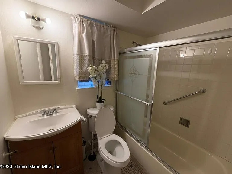 423 Lisk Ave #1 — Photo 9