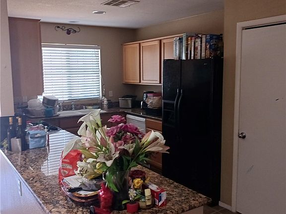 3rd image of 1705 Ronzard Ave