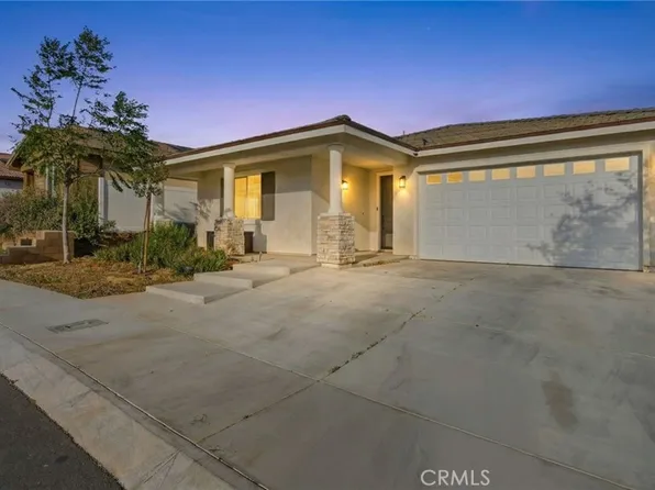 10710 Brookfield Dr, Riverside, CA 92505