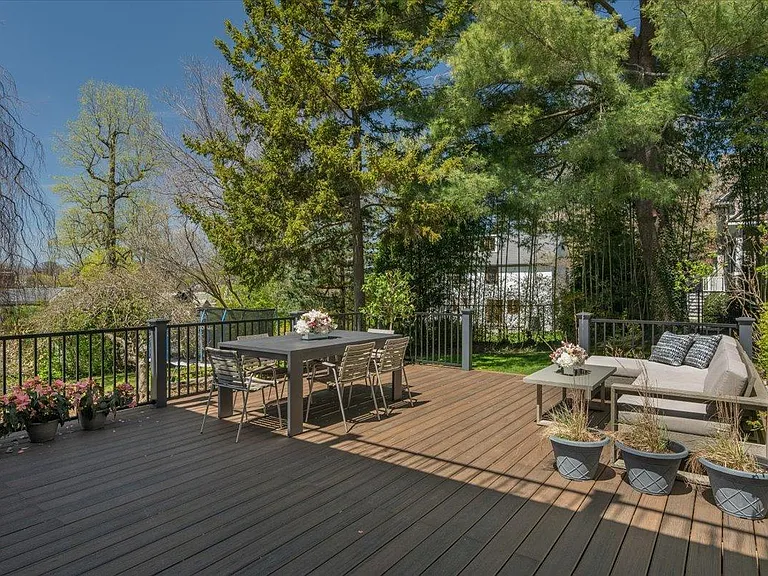 Back patio and backyard.
