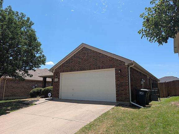 2nd image of 9949 Sparrow Hawk Ln