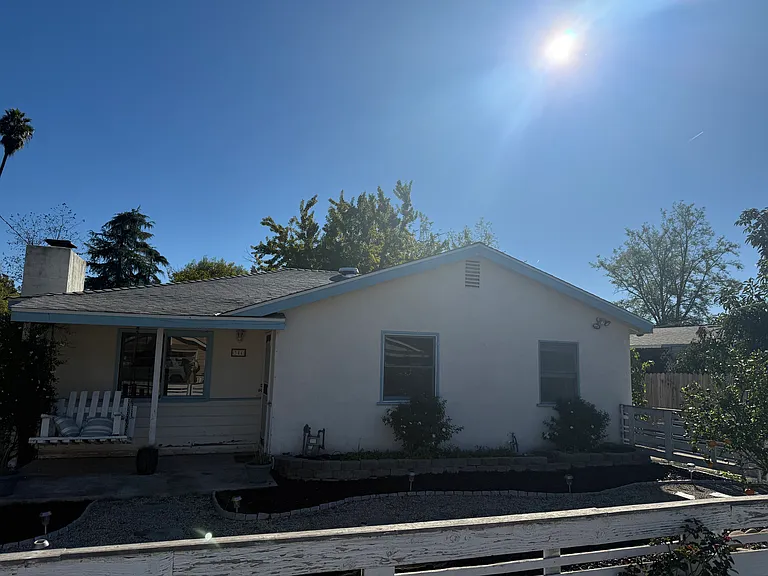 344 N Poli St — Photo 15
