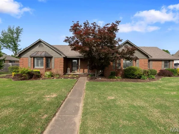 1811 Katelyn St, Kennett, MO 63857