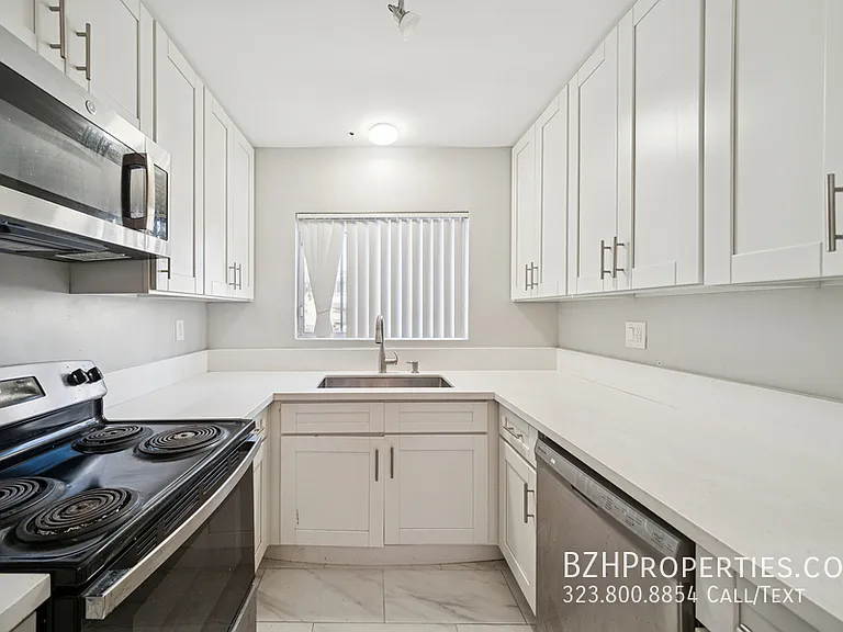 326 S Serrano Ave #4B — Photo 4