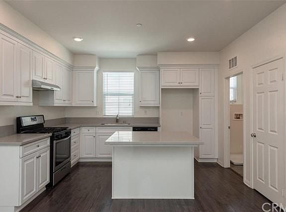 5th image of 16144 Saggio Ln
