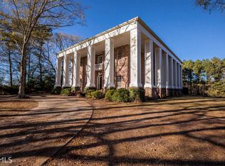 565 Harris Rd, Fayetteville, GA 30215