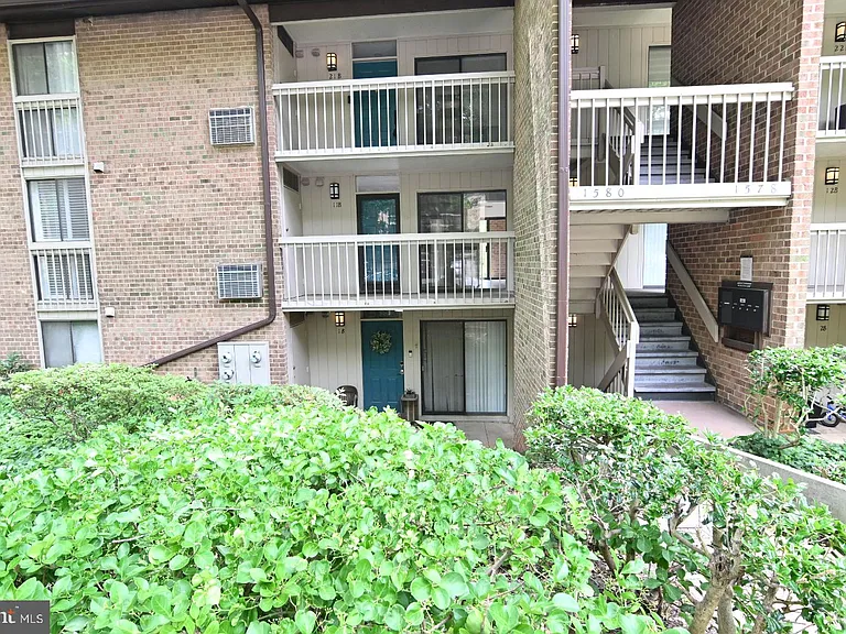 1580 Moorings Dr #11B — Photo 54