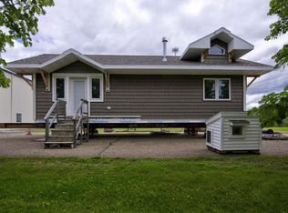 801 Valley Ave SE, Valley City, ND 58072