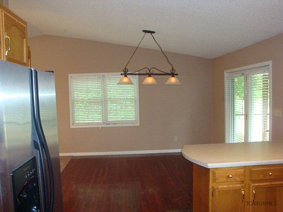 5th image of 2416 Yorktown Dr