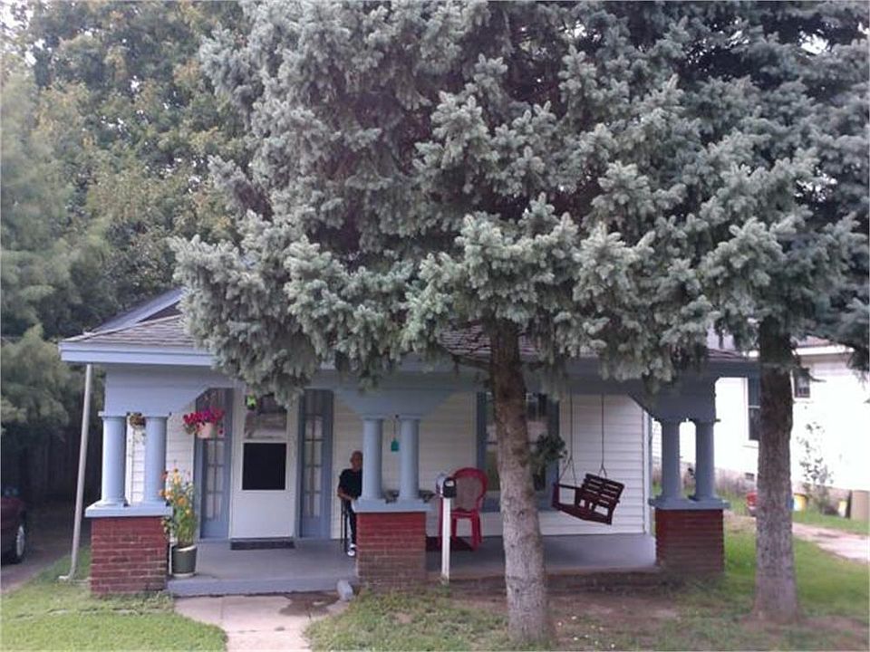 1st image of 102 Fairlawn Ave