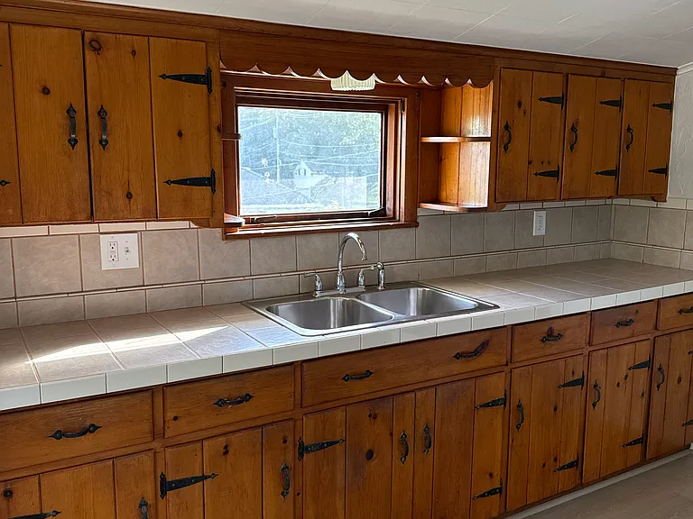 Kitchen (Cabinets are currently being renovated)