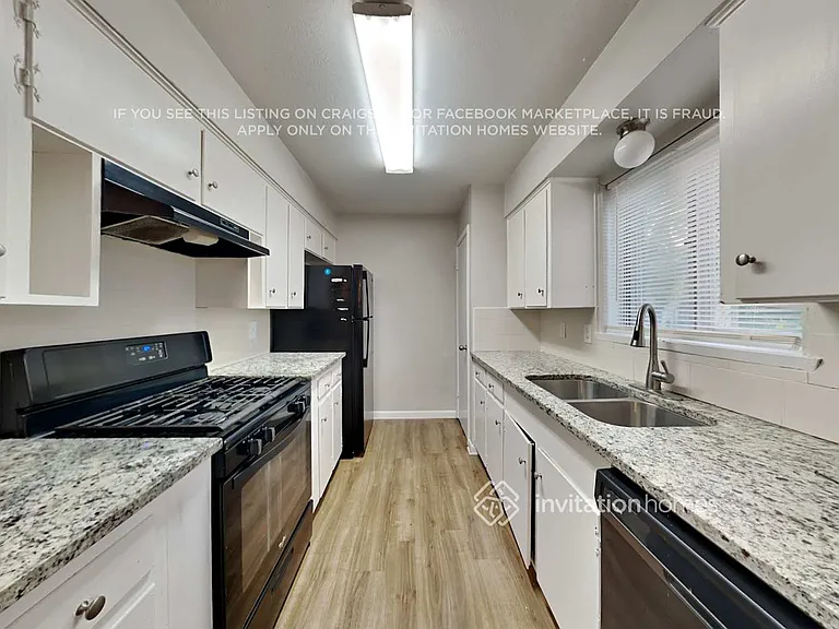 5716 Wheaton Dr — Photo 8