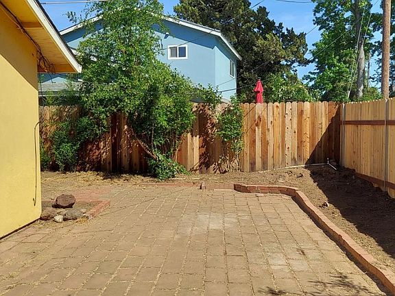 5th image of 2701 Del Oro Ct
