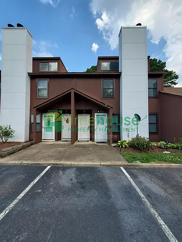 2104 Point Hollow Ct #1 Photo 1