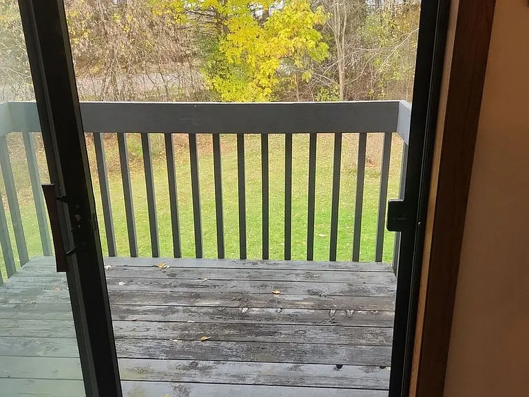 410 Thornwild Dr — Photo 14