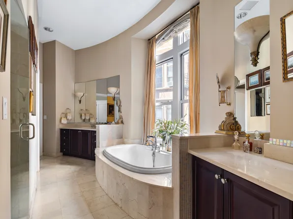 455 Central Park West image 7 of 16