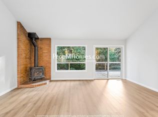 11404 SW Ironwood Loop, Tigard, OR 97223