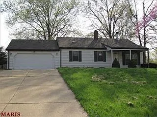 207 Huntleigh Dr photo 1