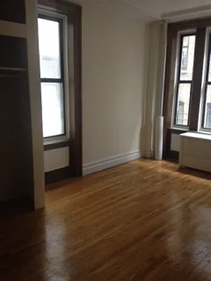 Rented by PMG Real Estate  | media 22