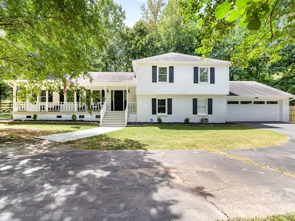 4501 Brookwood Rd, Charlotte, NC 28215