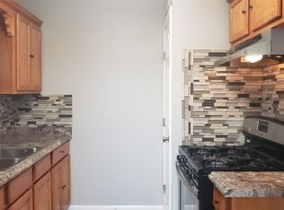7715 Glover St, Houston, TX 77012