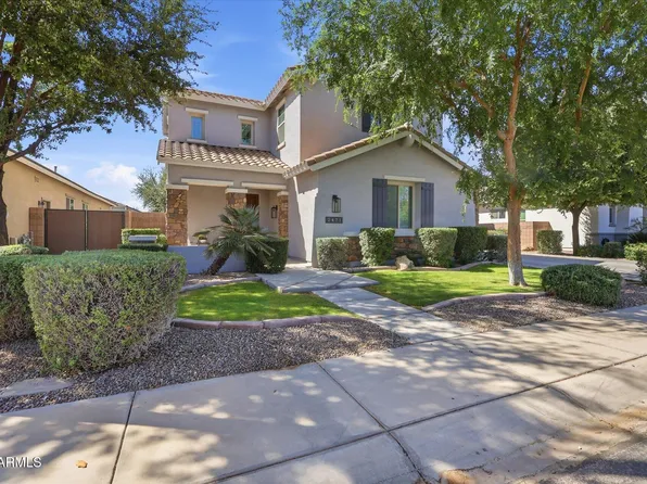 2471 E PENEDES Drive, Gilbert, AZ 85298