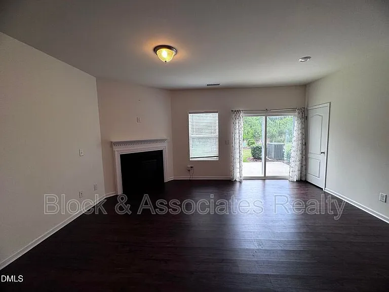 1748 Clayfire Dr — Photo 10